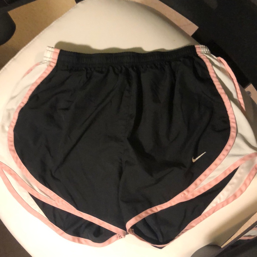 Nike Women's 3'' Dry Tempo Core Running Shorts